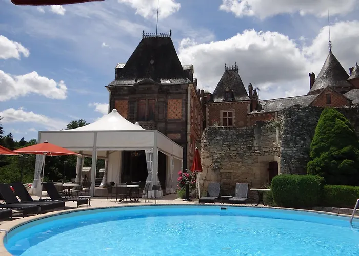 Château de Maulmont